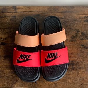 Nike Benassi Ultra Duo slides